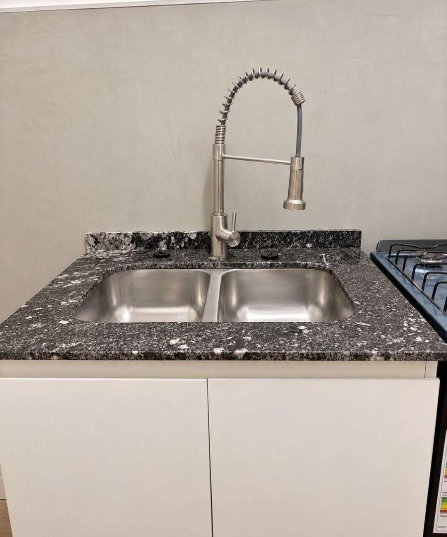Foto de Departamento en Venta - 2 Ambientes - Reciclado a Nuevo - Floresta, imagen 2