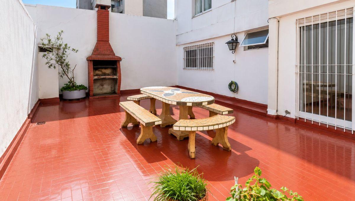 Foto de Departamento en Venta - 2 Ambientes con Patio Parrilla y Cochera, imagen 1