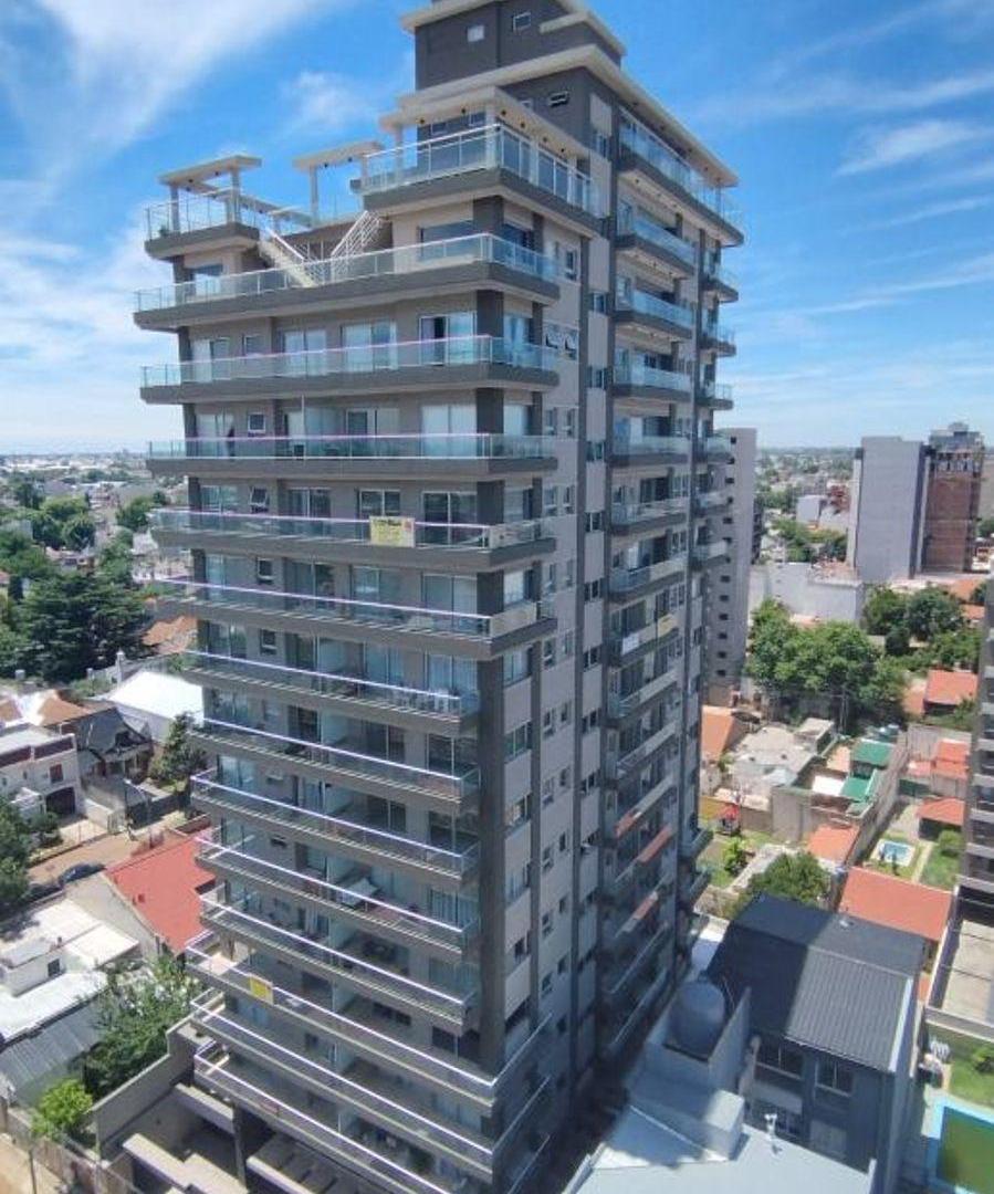 ULTIMO 3amb EN LA TORRE L´CHATEAU - EDIFICIO DE CATEGORÍA ÚNICO EN LANÚS E.