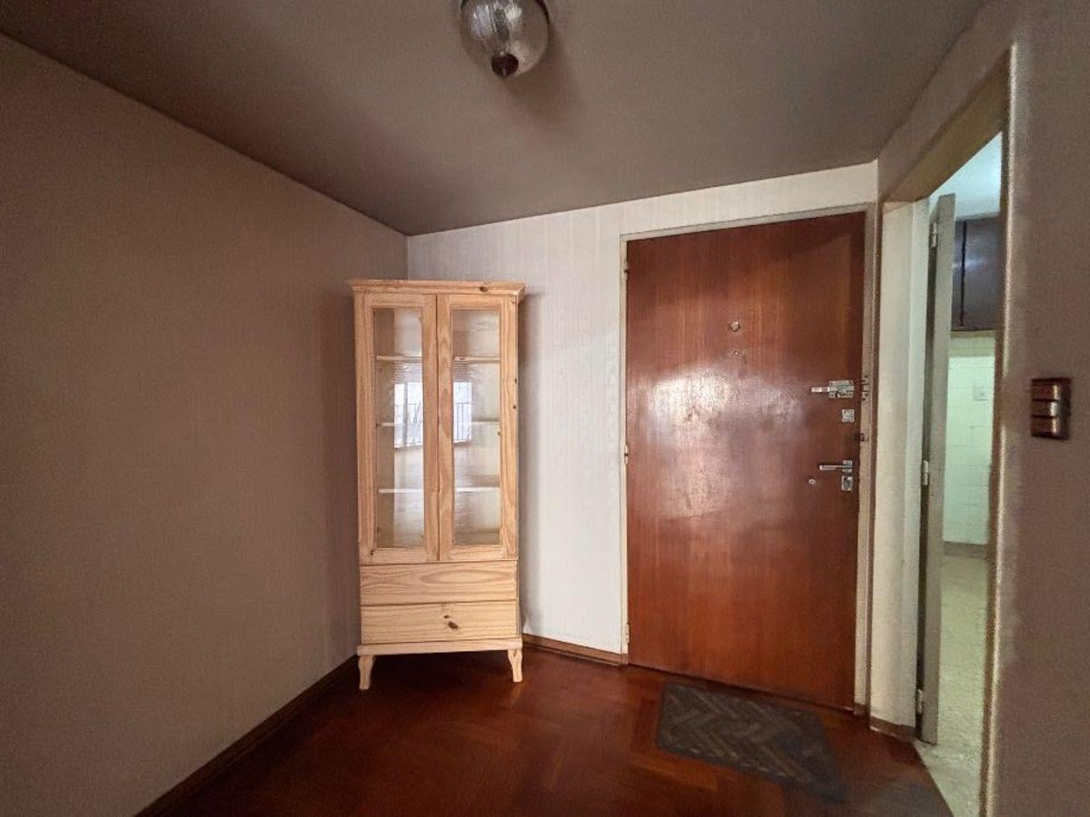 Foto de DEPARTAMENTO 3 AMBIENTES CON DEPENDENCIA DE SERVICIO, imagen 3
