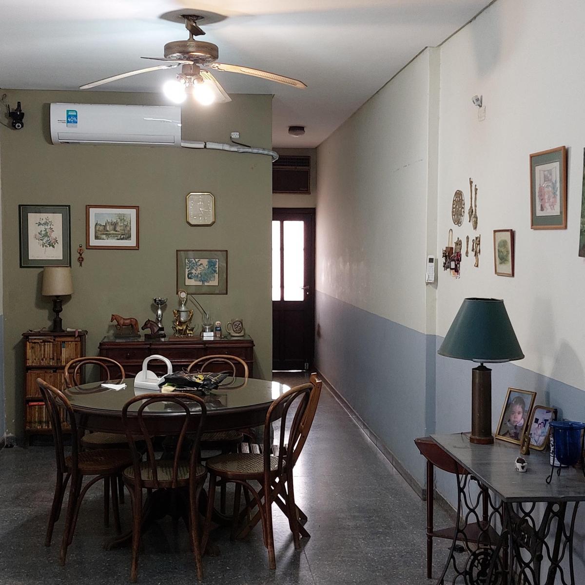 Dueño Vende Amplia Casona Zona Centro 1