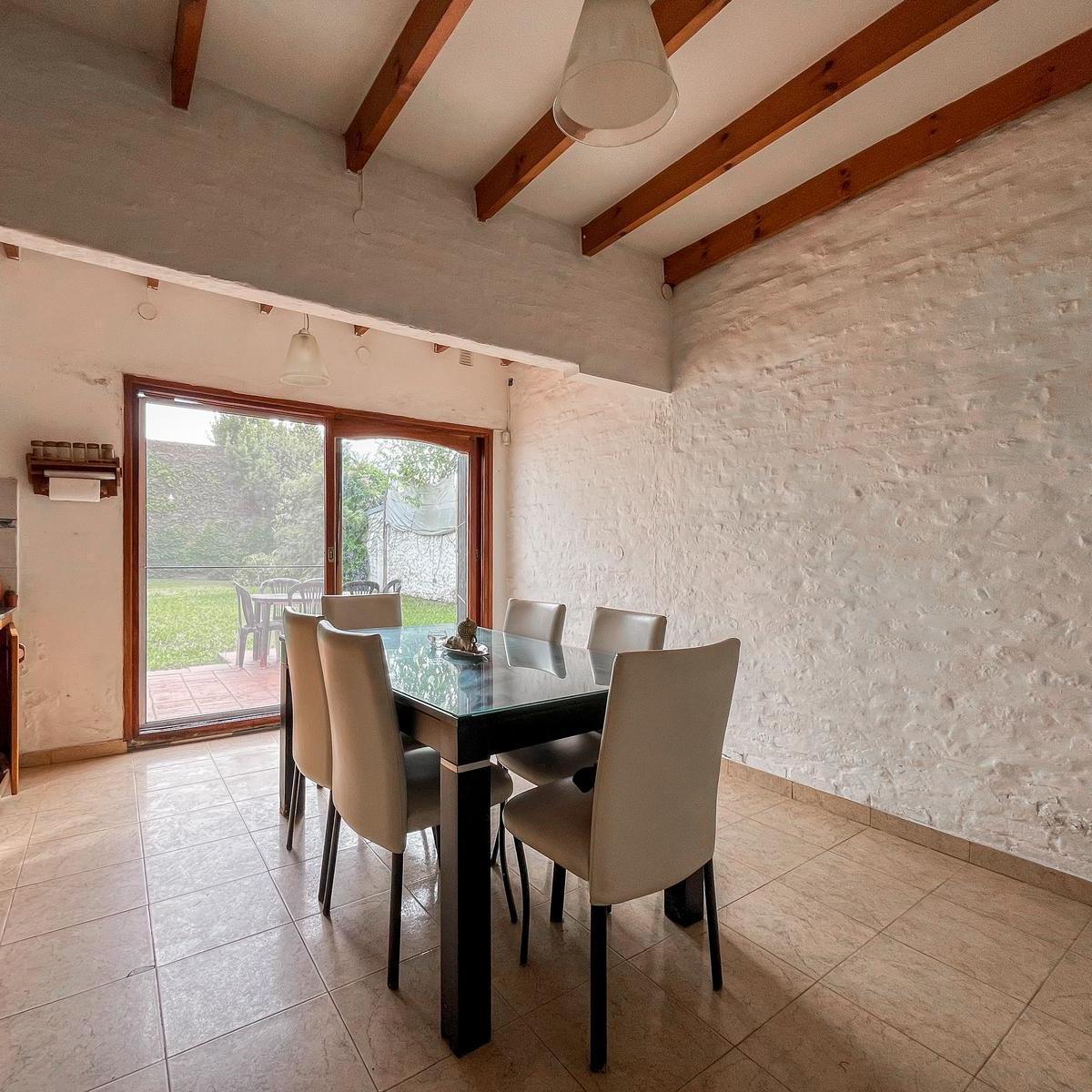 Casa en Venta en La Plata 4 Dorm. 4