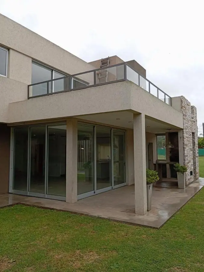 casa en venta Ciy Bell 4