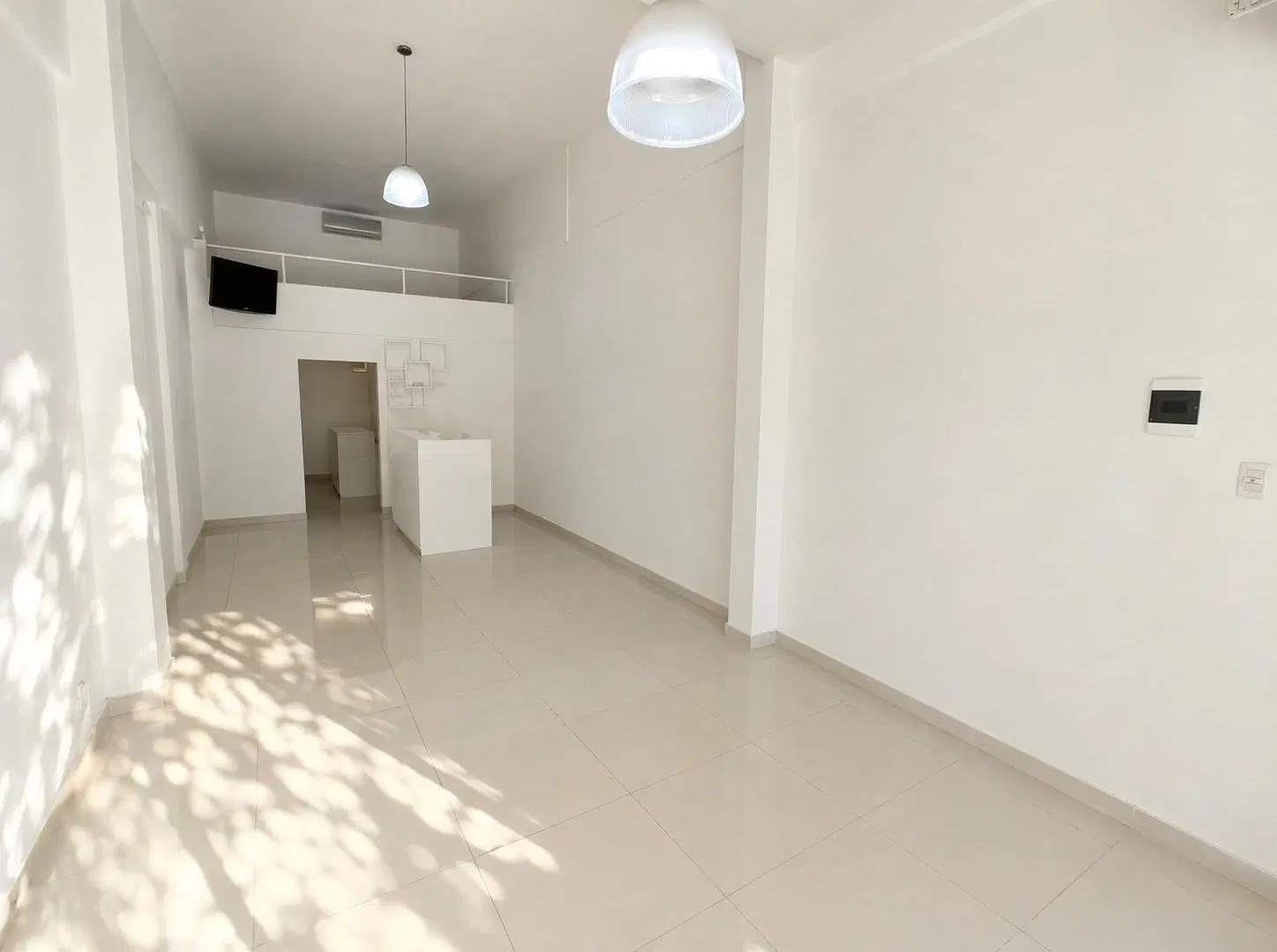 Local en Esquina Comercial en Venta Calle 41 y 133 4