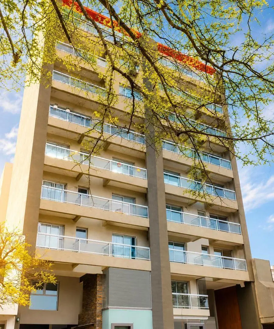 Departamento de 1 dormitorio al frente en alquiler — Calle 49 entre 17 y 18 8
