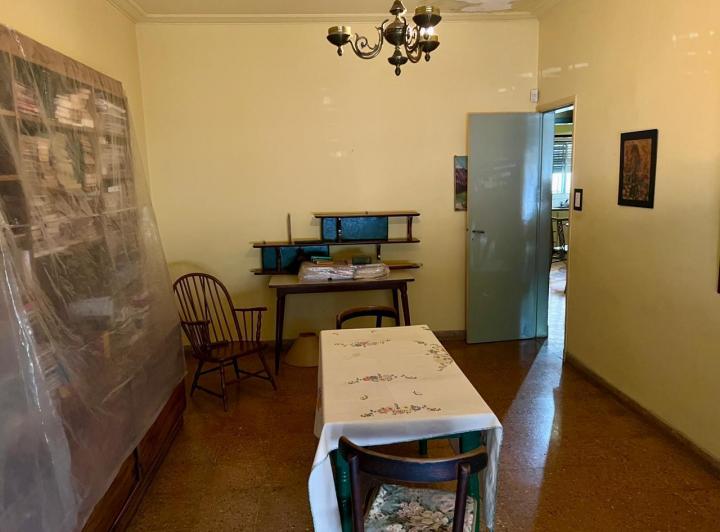 Foto de VENTA URGENTE !! CASA AMERICANA 4 AMB. en 1 PLANTA. ''APTO CRÉDITO'', imagen 3