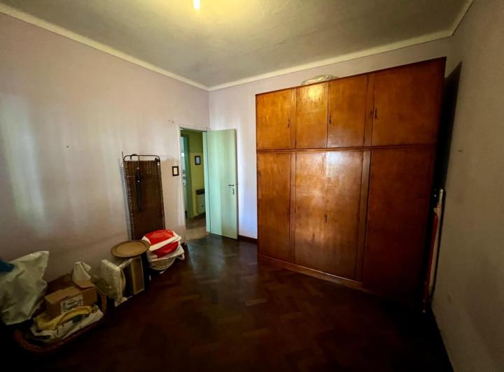 Foto de VENTA URGENTE !! CASA AMERICANA 4 AMB. en 1 PLANTA. ''APTO CRÉDITO'', imagen 4