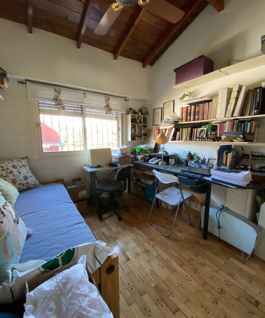 DUPLEX 4 AMPLIOS AMBIENTES. "APTO CREDITO Y VENTA FIRME" - SUPERF. de 88 m² EN VENTA EN V. SARMIENTO