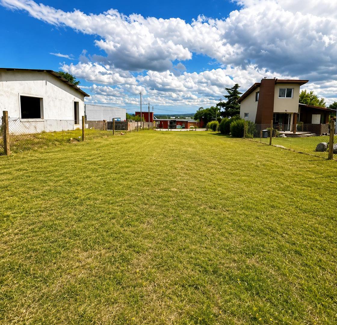 Foto de LOTE EN VENTA EN LA FALDA, CBA. - VISTA Y ENTORNO INMEJORABLES!, imagen 5