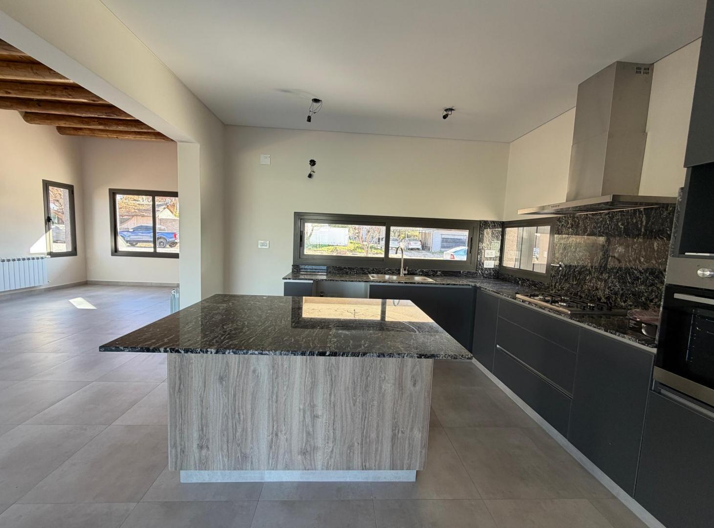 Foto de Venta de casa en Lujan de Cuyo, imagen 3