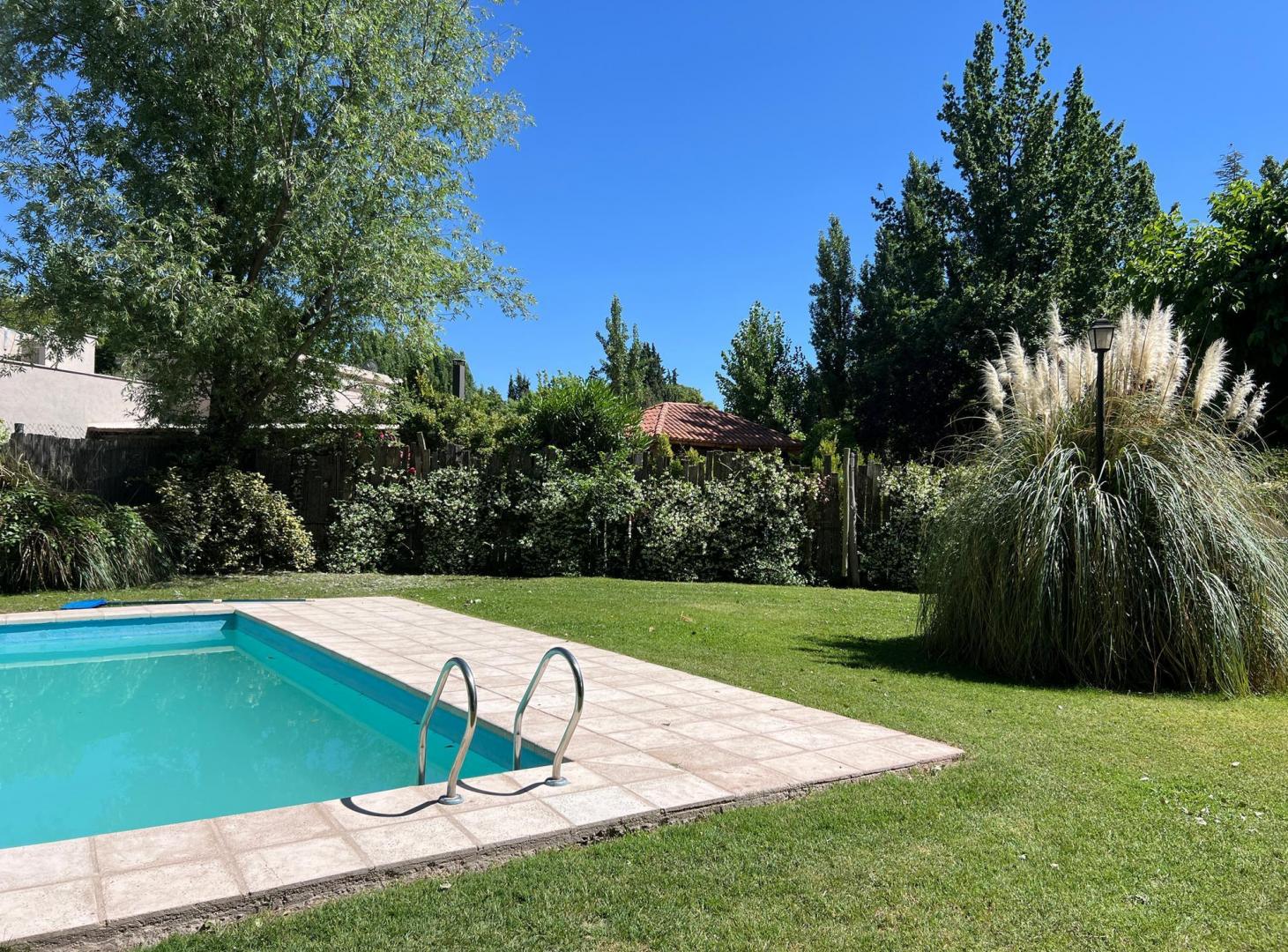 Foto de Venta casa en Chacras de Coria, imagen 2