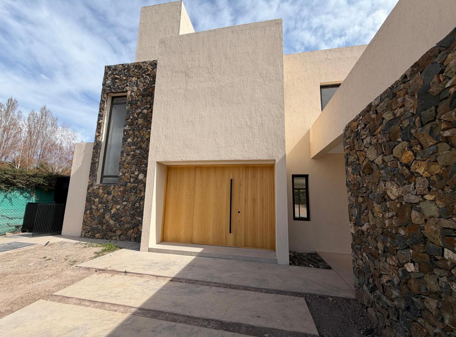Foto de Venta casa barrio privado en Lujan de Cuyo, imagen 1