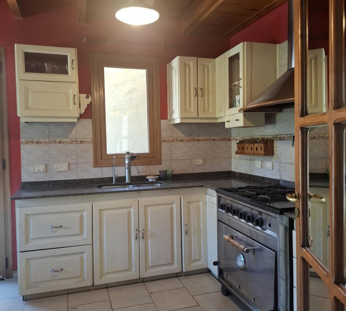 Foto de Casa en venta en Pasaje Trabunco San Martin de los Andes, imagen 2