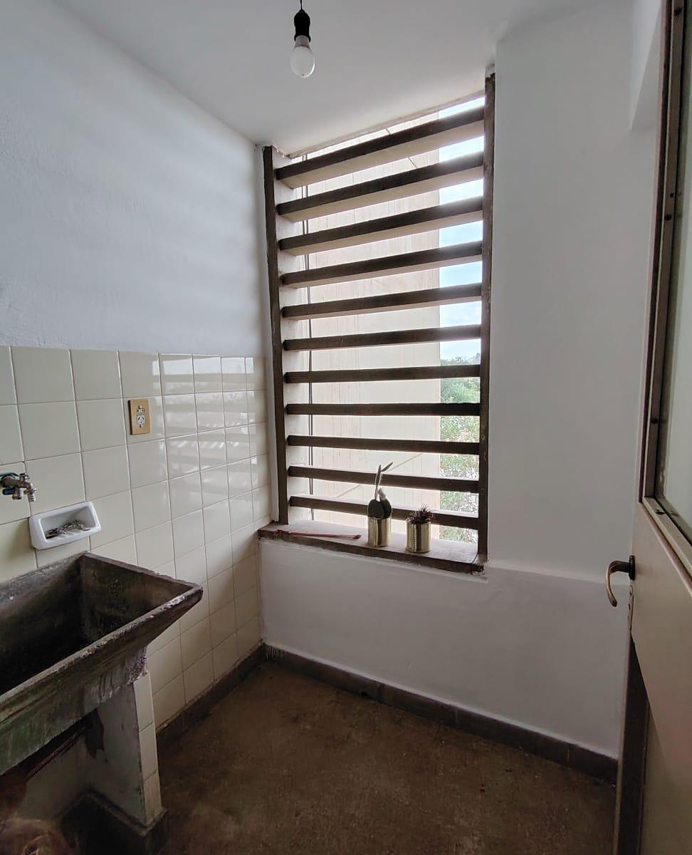 Venta Departamento de 2 Dorm. B Cofico. 3