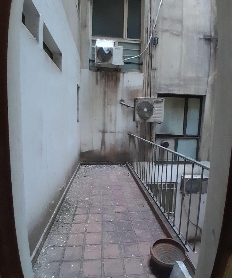 Foto de VENDO SEMIPISO 4HAB- CENTRO- GALERIA MITRE, imagen 2