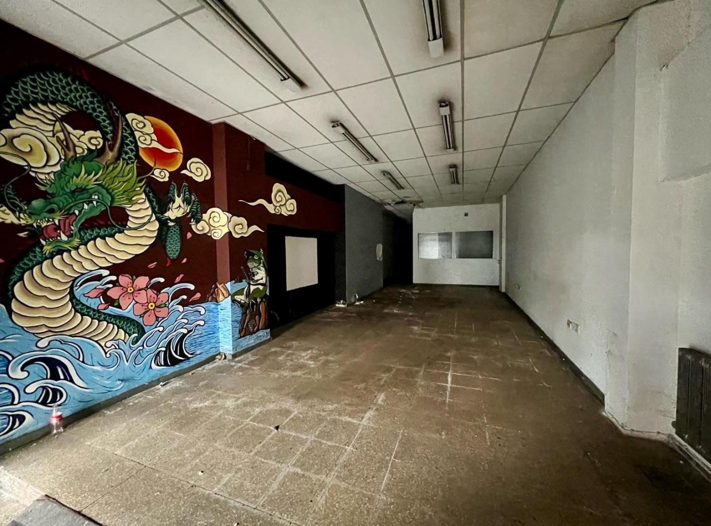 Foto de Amplio Local Comercial en Pleno Centro – 200 m², 7 Salas, Ideal Rubros Varios – Colón 484, imagen 2