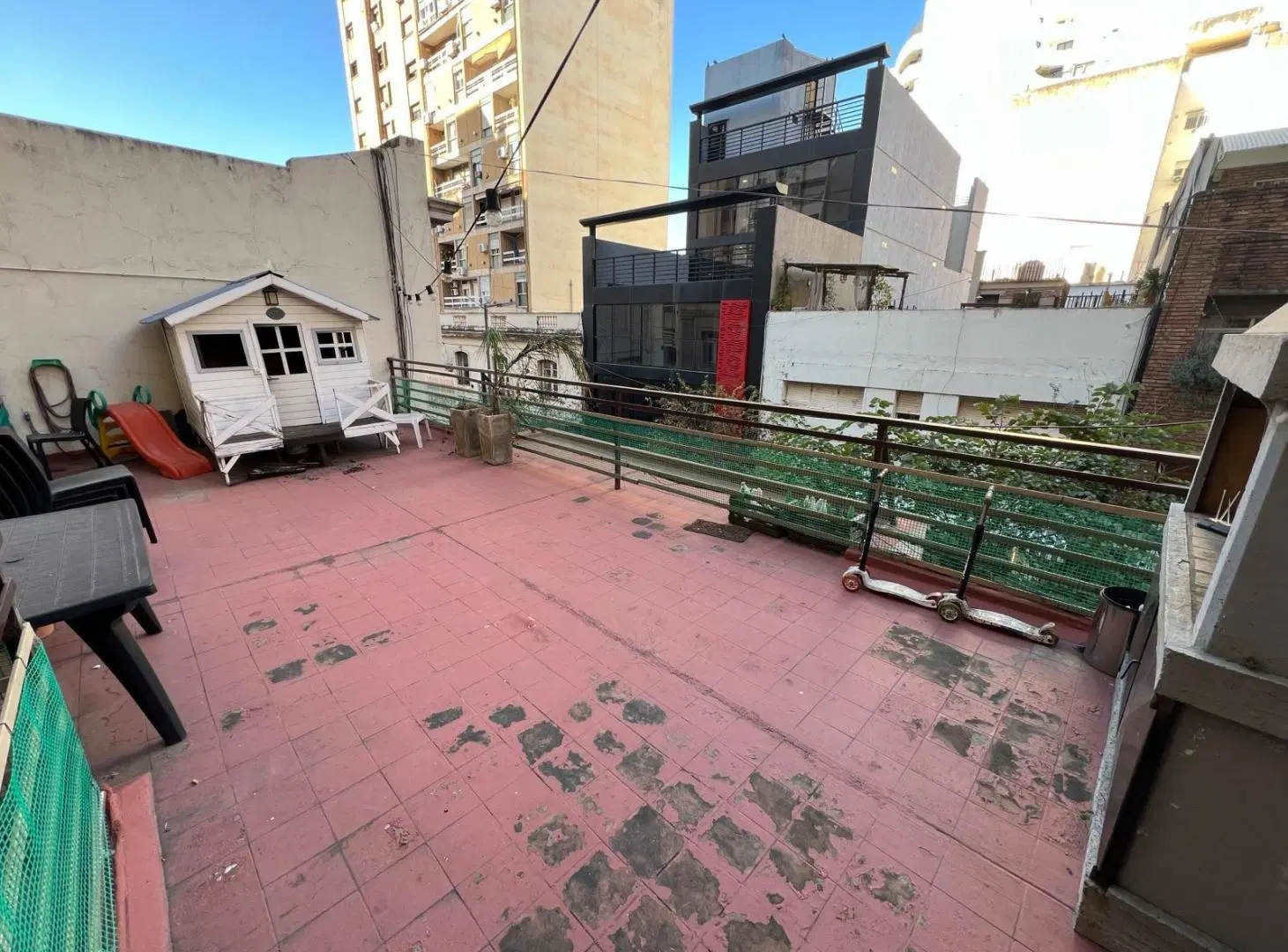 Departamento en VENTA sobre 9 de julio y Cañada 2