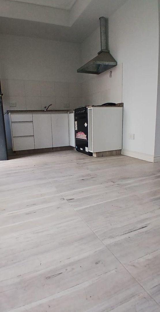 Foto de DÚPLEX 2 AMBIENTES CON JARDÍN- FINANCIACIÓN, imagen 3