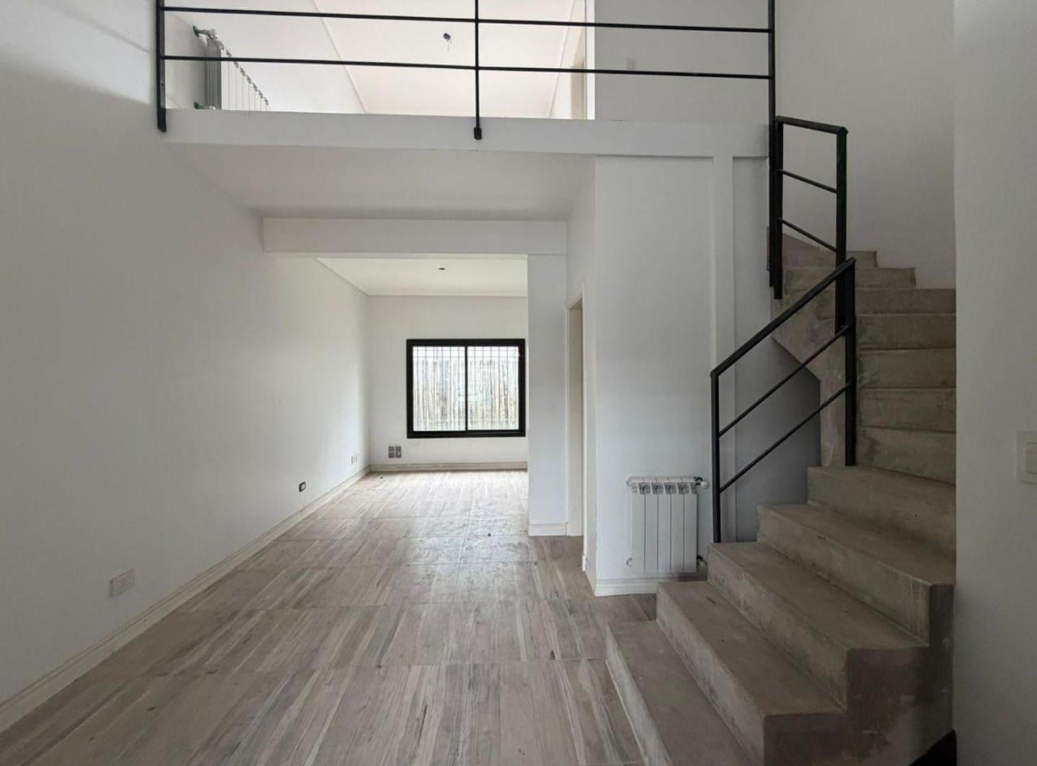 Foto de DÚPLEX 2 AMBIENTES CON JARDÍN- FINANCIACIÓN, imagen 2