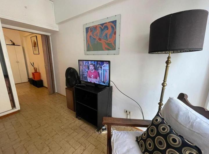 DOS AMBIENTES EN ALQUILER MONSERRAT Buenos Aires 4