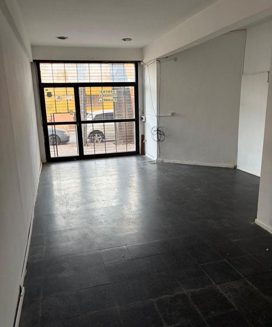 Foto de LOCAL COMERCIAL GUTEMBERG Y MENDOZA, imagen 3