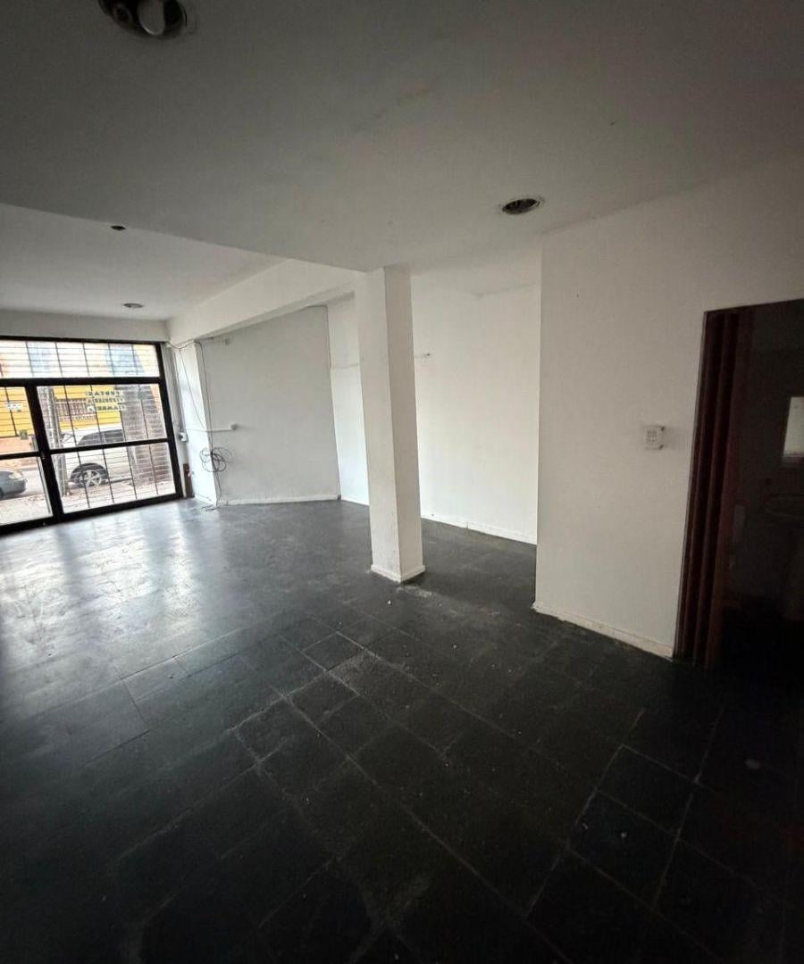 Foto de LOCAL COMERCIAL GUTEMBERG Y MENDOZA, imagen 4