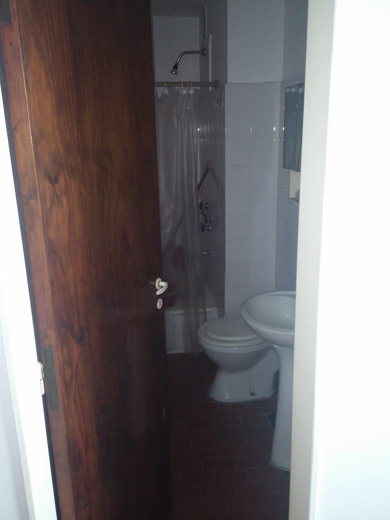 Departamento Muy Luminoso con Ambiente Dividido 3