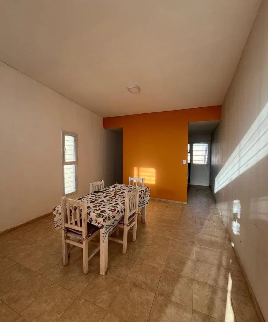 Casa Apta Credito barrio autodromo centenario. 2