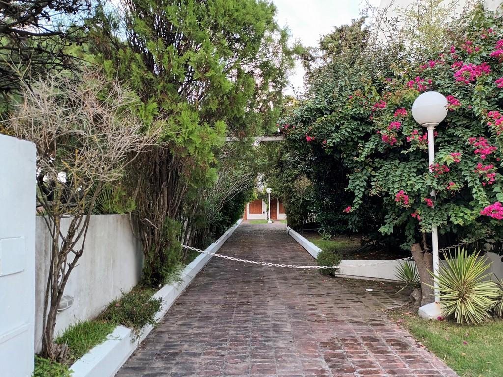 Aguas Verdes, Venta de Tríplex Cercano a La Playa. 3