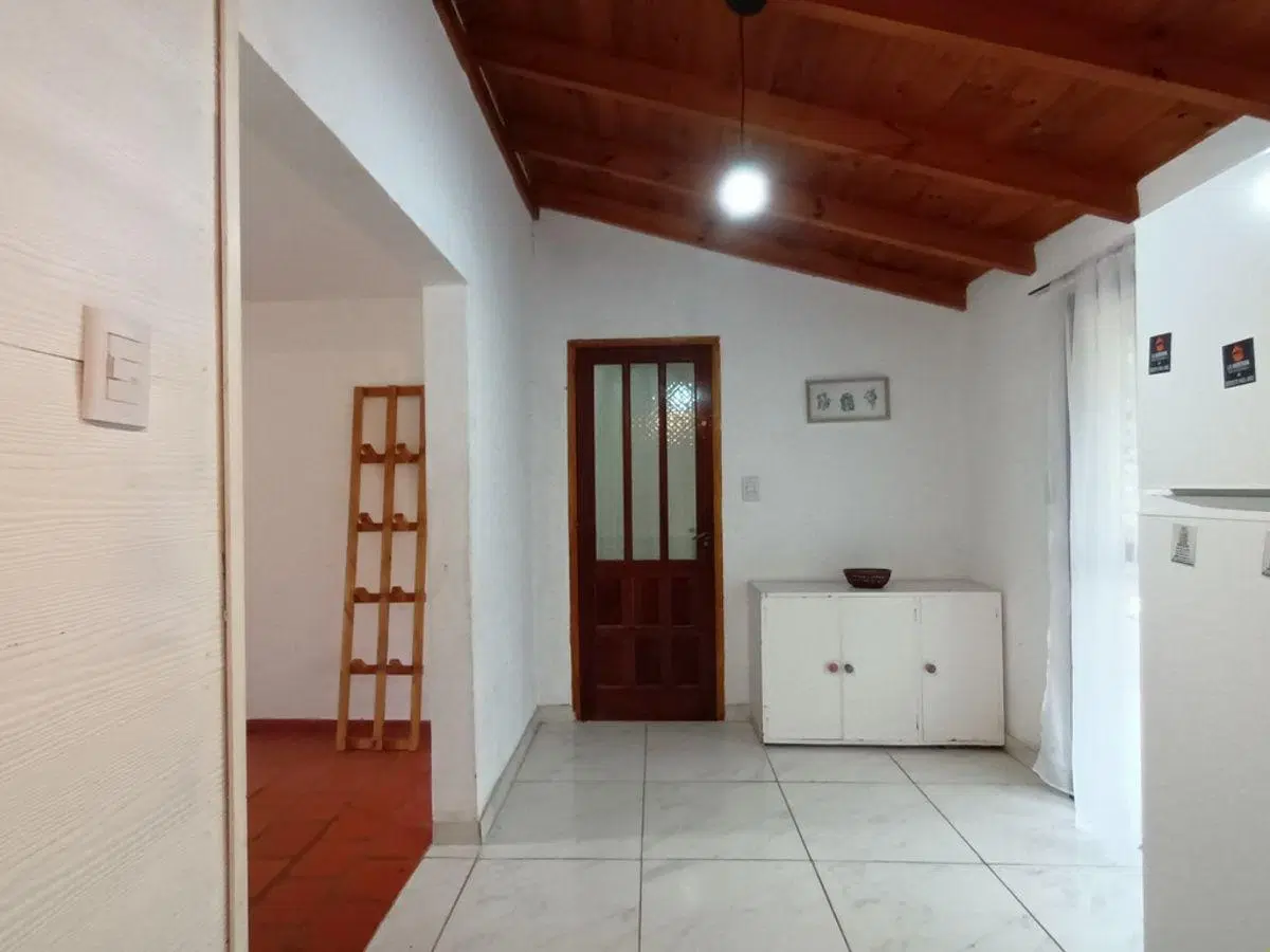 Venta en block de 3 departamentos tipo casa en Aguas Verdes. 2