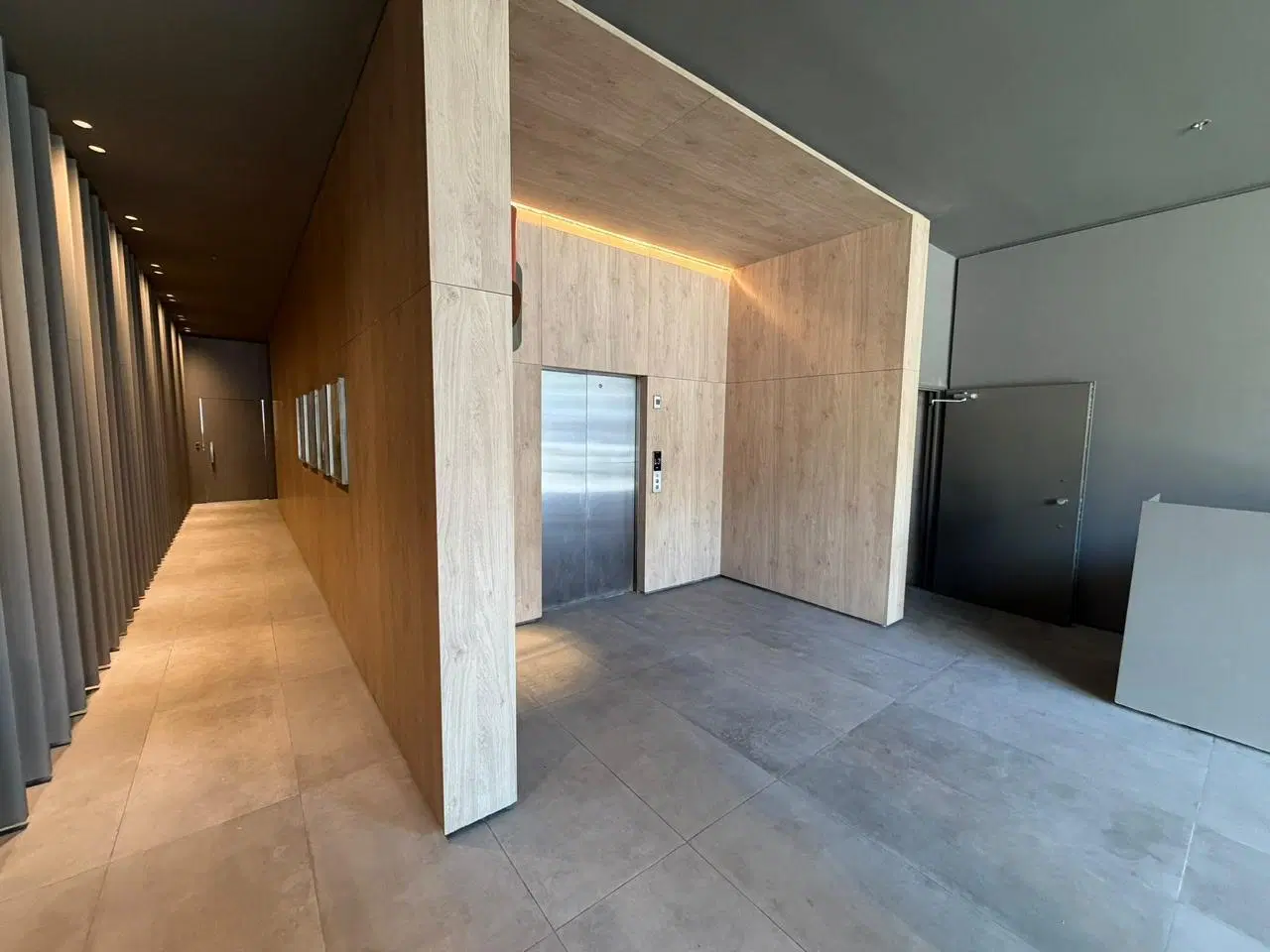 Departamento de 4 Amb a estrenar con Patio y Cochera 5