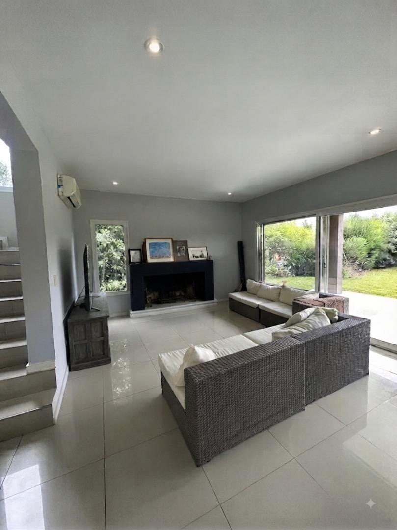 Foto de CASA EN ALISOS - ALQUILER, imagen 3