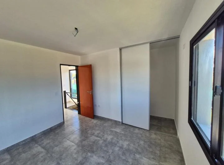 Foto de Dúplex 3 ambientes en Moreno, imagen 2