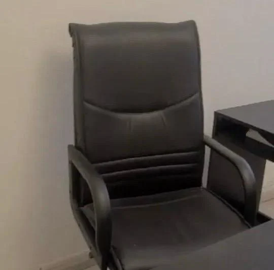 Oficina en alquiler en Morón 4