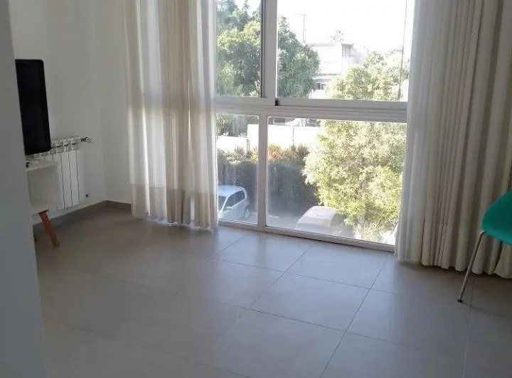 Departamento 4 ambientes de categoría en Ituzaingó 4