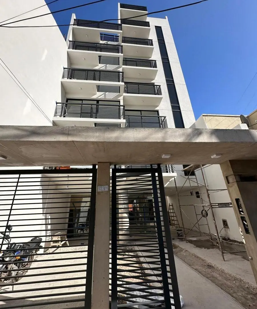 Departamento en alquiler en Morón 3
