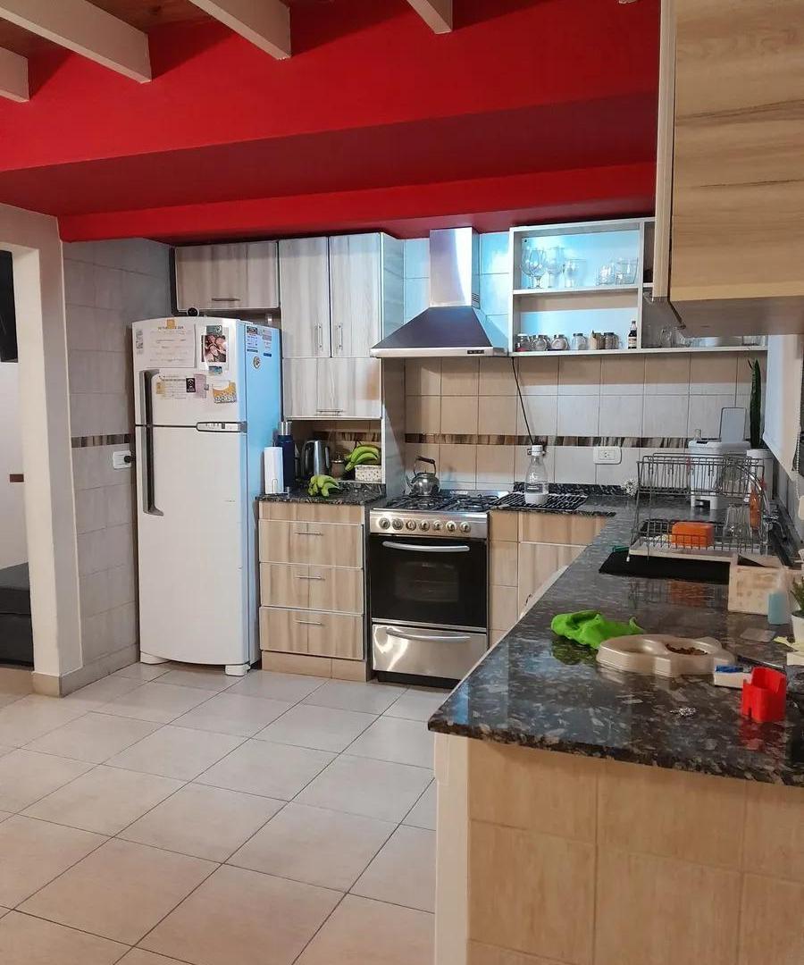 PH tipo casa 3 ambientes en alquiler en San Antonio de Padua