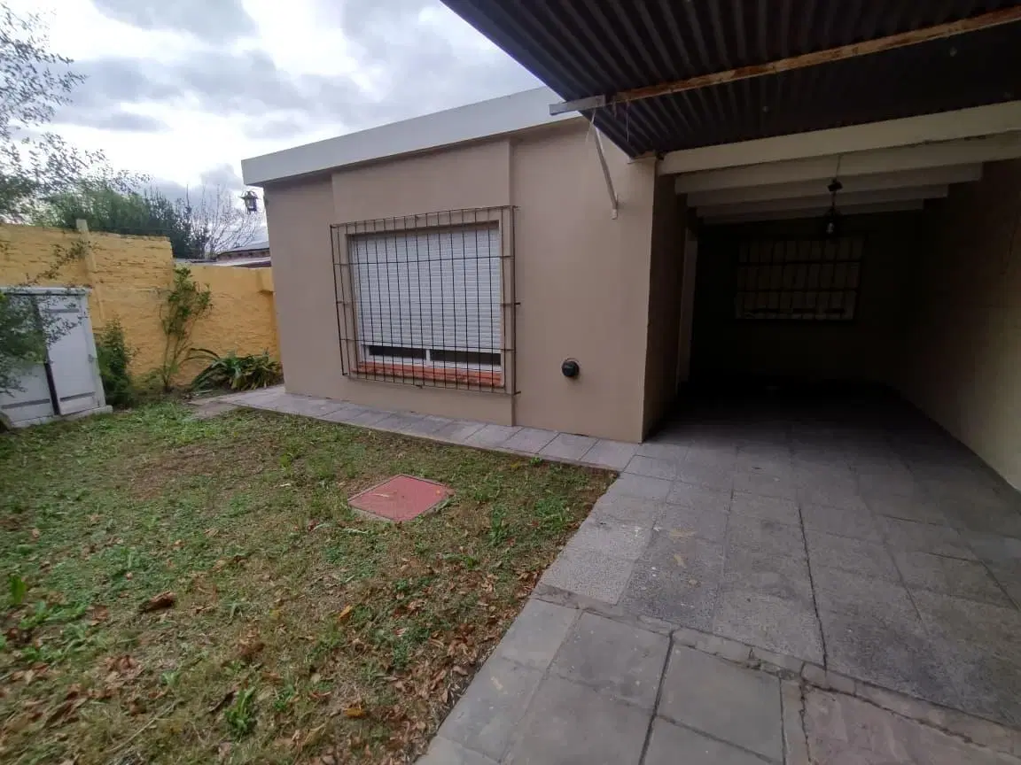 PH tipo casa 3 ambientes en alquiler en San Antonio de Padua 3
