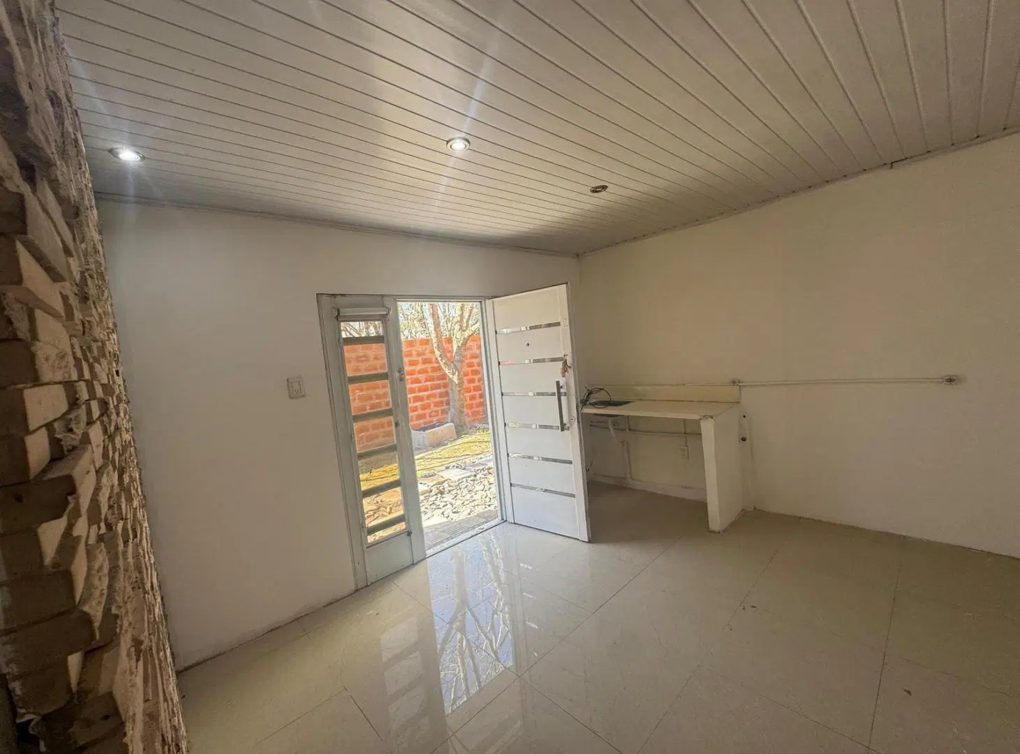 PH 2 ambientes con parque en planta baja en alquiler en Paso Del Rey 5