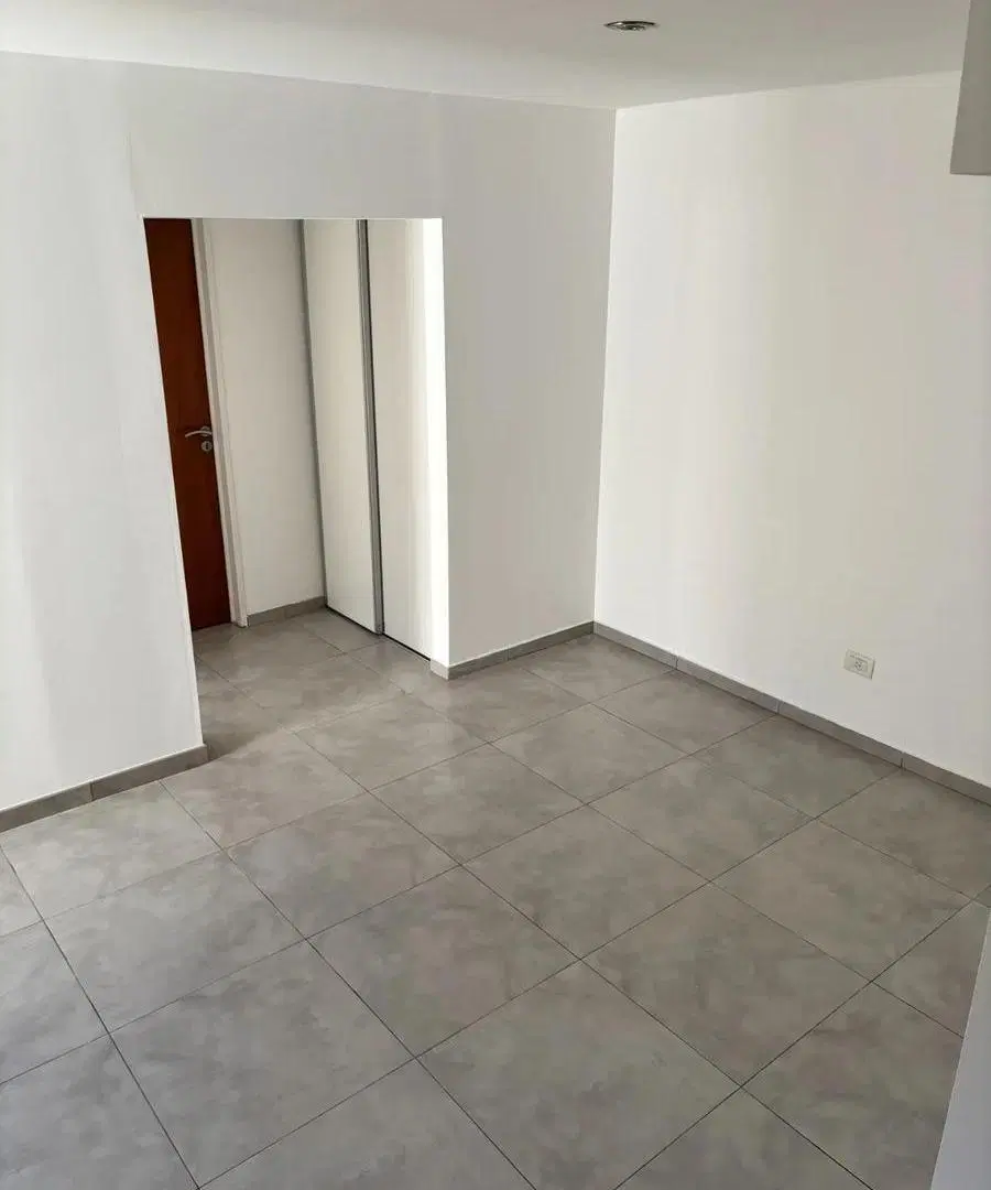 Departamento en Moron Sur 4