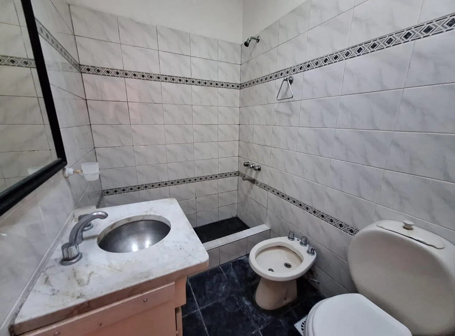 OPORTUNIDAD - CASA 4 AMBIENTES y DEPARTAMENTO 2 AMBIENTES EN S. A. PADUA - MERLO 8