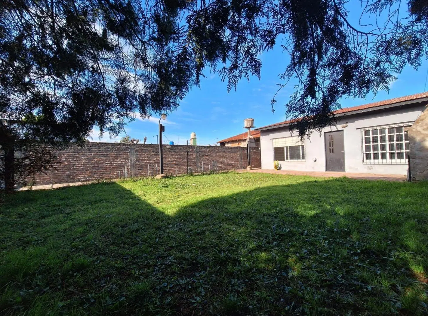 OPORTUNIDAD - CASA 4 AMBIENTES y DEPARTAMENTO 2 AMBIENTES EN S. A. PADUA - MERLO 5