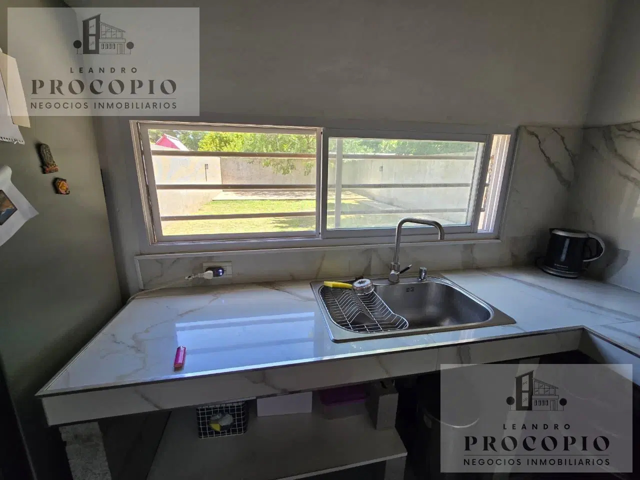 Casa en venta en La Reja 2