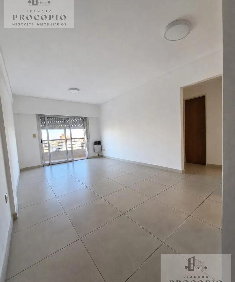 Foto de Departamento 3 ambientes en alquiler en Morón, imagen 1