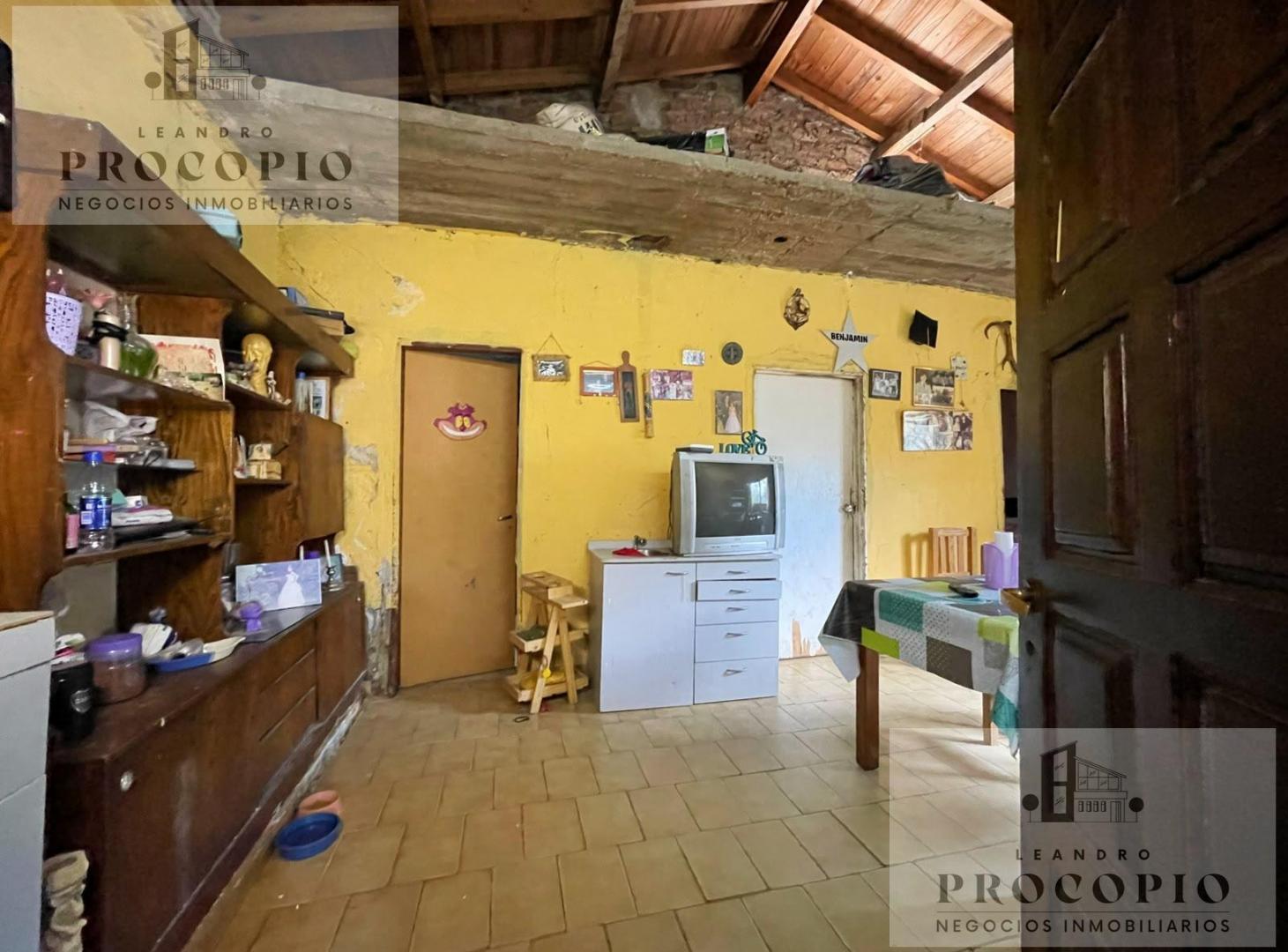 Foto de Casa 4 ambientes en venta en Villa Gobernador Udaondo, imagen 4