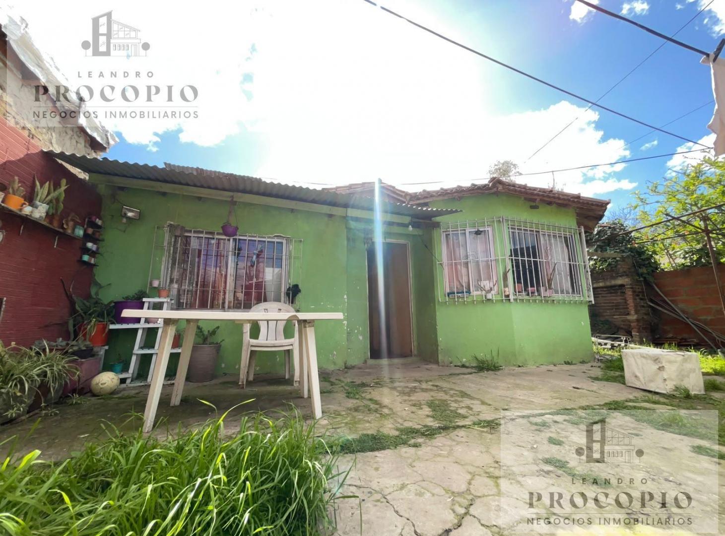 Foto de Casa 4 ambientes en venta en Villa Gobernador Udaondo, imagen 3
