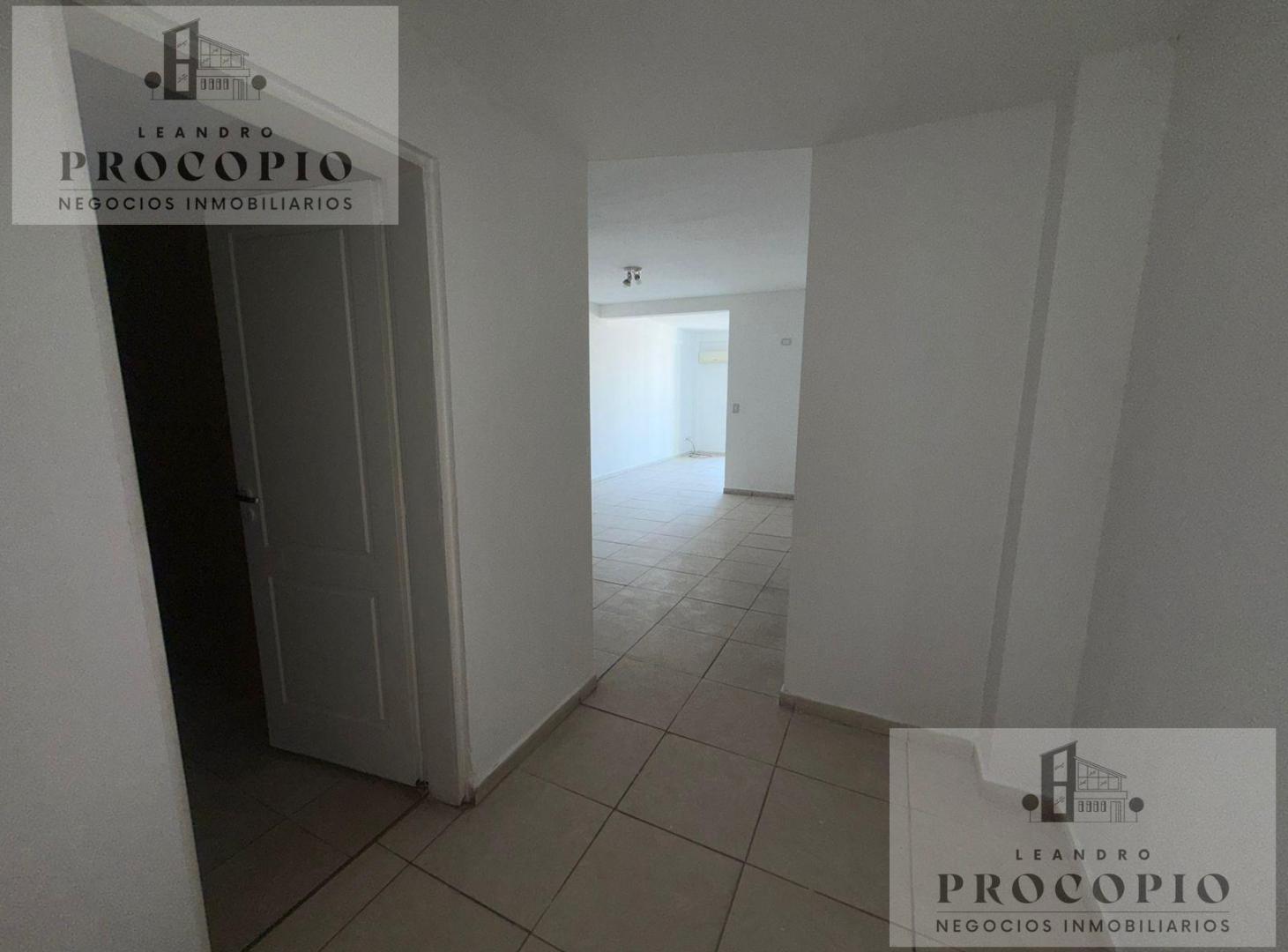 Foto de Departamento monoambiente en alquiler en Moreno centro, imagen 3