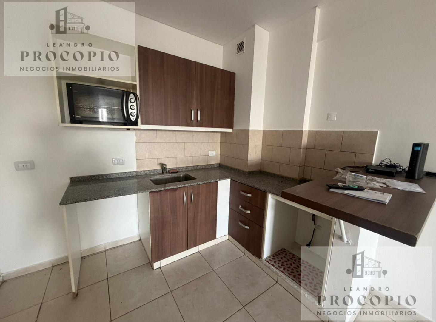 Foto de Departamento monoambiente en alquiler en Moreno centro, imagen 1