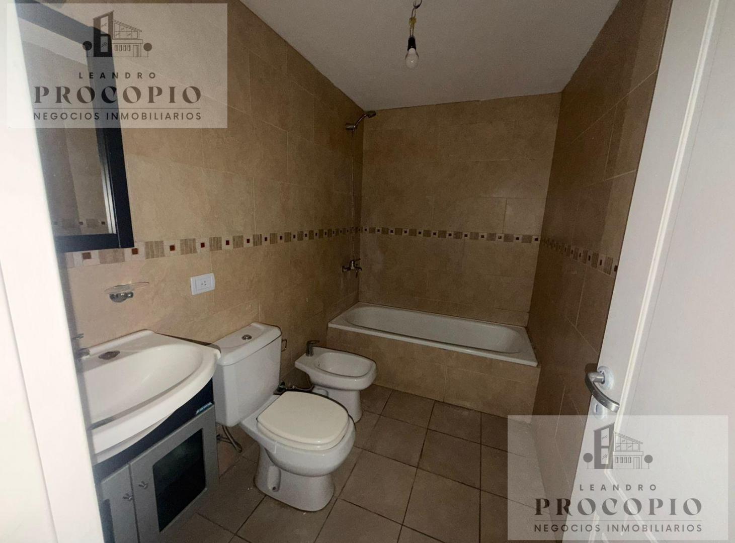Foto de Departamento monoambiente en alquiler en Moreno centro, imagen 4
