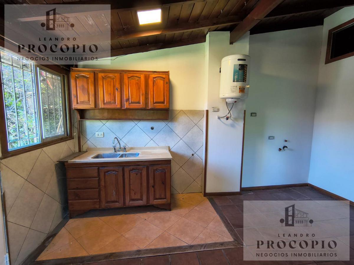 Foto de Casa dos ambientes en alquiler en Villa Gobernador Udaondo, imagen 4